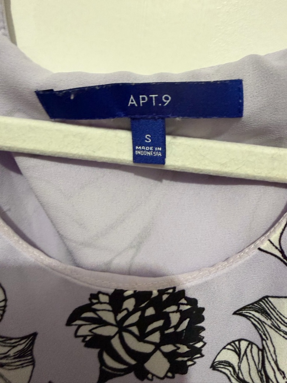 Apt. 9 - Drape Black Floral Blouse - Picture 4 of 9